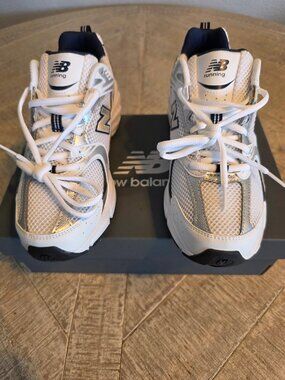 New Balance 530 White Silver Navy - Men's Size 6.5 - Womens Size 8 - MR530SG